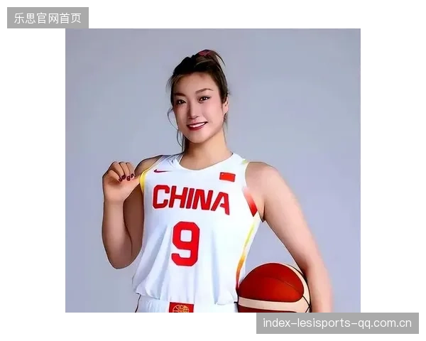 十月女篮传奇重现：李梦、李月汝、韩旭职业生涯的全新篇章
